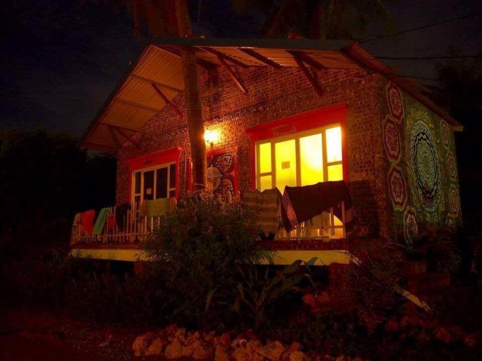 Woodstock Beach Camp Hien Hao Esterno foto